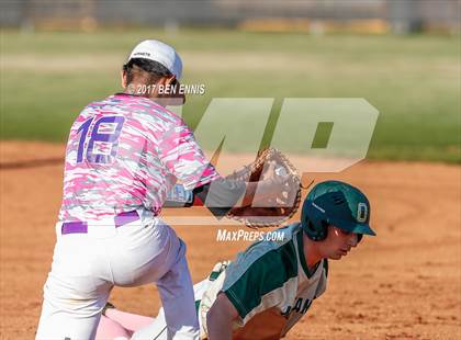Thumbnail 3 in Ola vs Hampton photogallery.