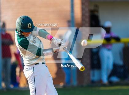 Thumbnail 3 in Ola vs Hampton photogallery.