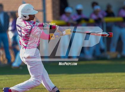Thumbnail 2 in Ola vs Hampton photogallery.