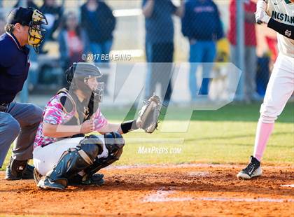 Thumbnail 1 in Ola vs Hampton photogallery.