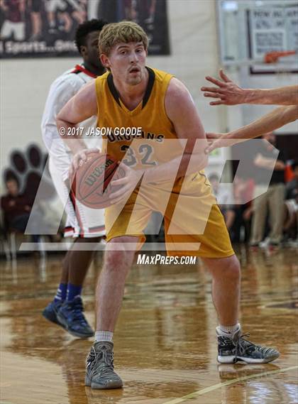 Thumbnail 2 in East Union vs. Myrtle (Hotbed Classic) photogallery.