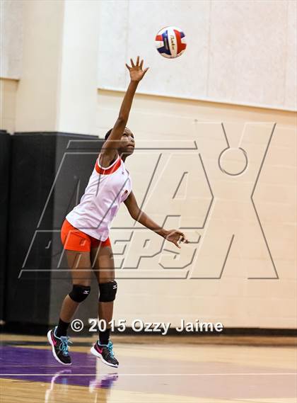 Thumbnail 1 in Judson @ Warren photogallery.