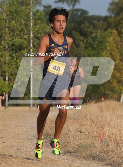 Thumbnail 1 in Greenhill/Luke's Locker Six Mile Relay photogallery.