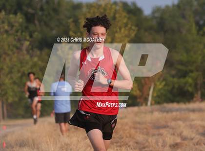 Thumbnail 2 in Greenhill/Luke's Locker Six Mile Relay photogallery.
