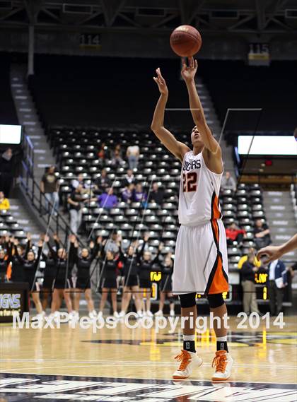 Thumbnail 1 in Shawnee Mission Northwest vs. Blue Valley North (KSHSAA 6A Playoff) photogallery.