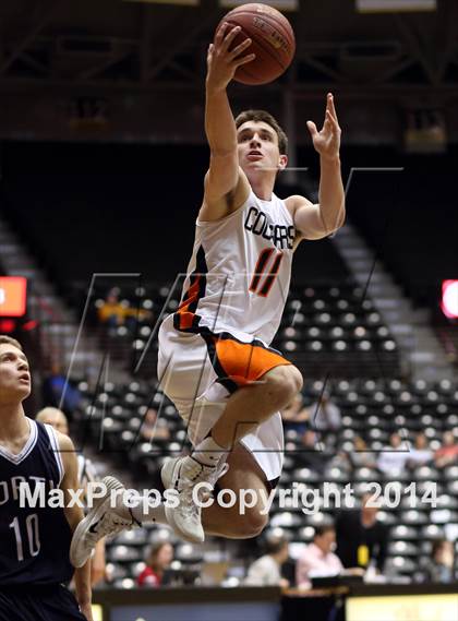 Thumbnail 1 in Shawnee Mission Northwest vs. Blue Valley North (KSHSAA 6A Playoff) photogallery.