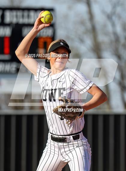 Thumbnail 3 in Pottsboro @ Howe photogallery.