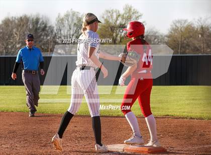 Thumbnail 3 in Pottsboro @ Howe photogallery.