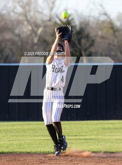 Thumbnail 3 in Pottsboro @ Howe photogallery.