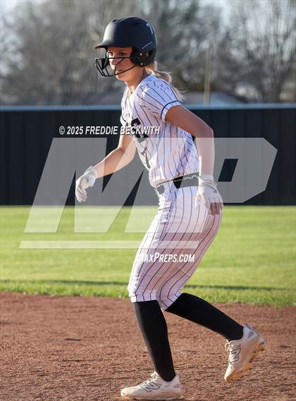 Thumbnail 3 in Pottsboro @ Howe photogallery.