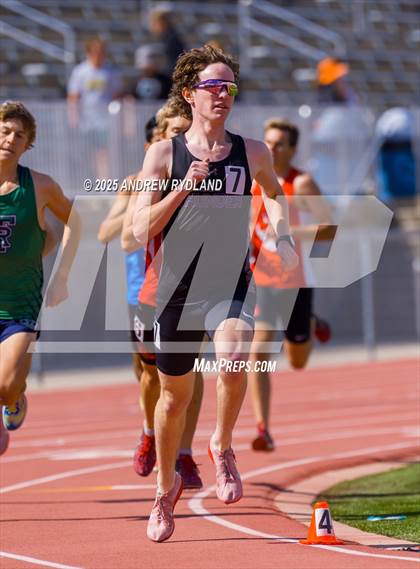 Thumbnail 2 in Huskie Twilight (Running Events) photogallery.
