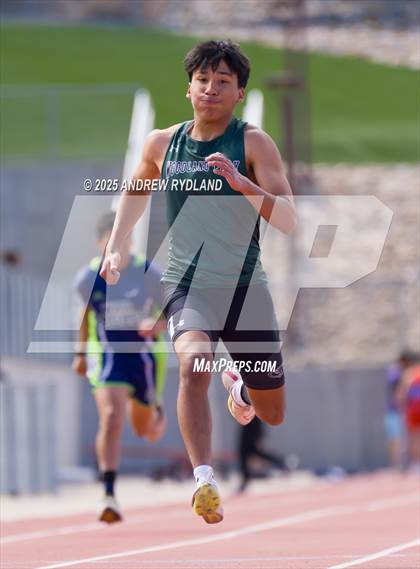Thumbnail 3 in Huskie Twilight (Running Events) photogallery.