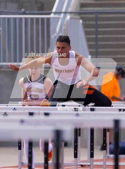 Thumbnail 3 in Huskie Twilight (Running Events) photogallery.