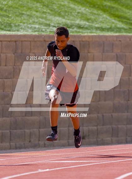 Thumbnail 1 in Huskie Twilight (Running Events) photogallery.
