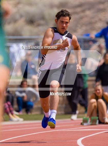 Thumbnail 3 in Huskie Twilight (Running Events) photogallery.