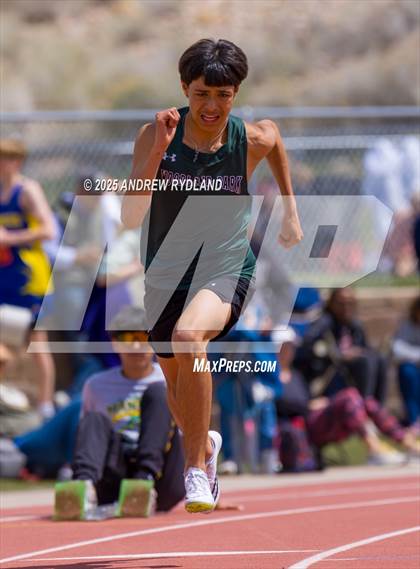 Thumbnail 2 in Huskie Twilight (Running Events) photogallery.