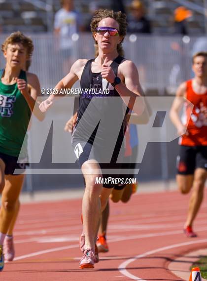 Thumbnail 1 in Huskie Twilight (Running Events) photogallery.