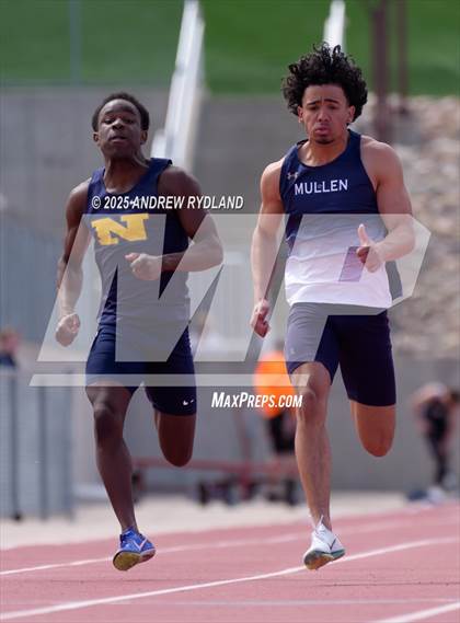 Thumbnail 1 in Huskie Twilight (Running Events) photogallery.