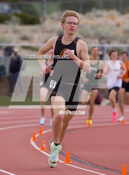 Thumbnail 3 in Huskie Twilight (Running Events) photogallery.