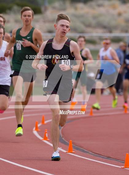 Thumbnail 1 in Huskie Twilight (Running Events) photogallery.