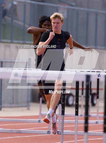Thumbnail 1 in Huskie Twilight (Running Events) photogallery.