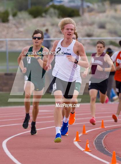 Thumbnail 2 in Huskie Twilight (Running Events) photogallery.