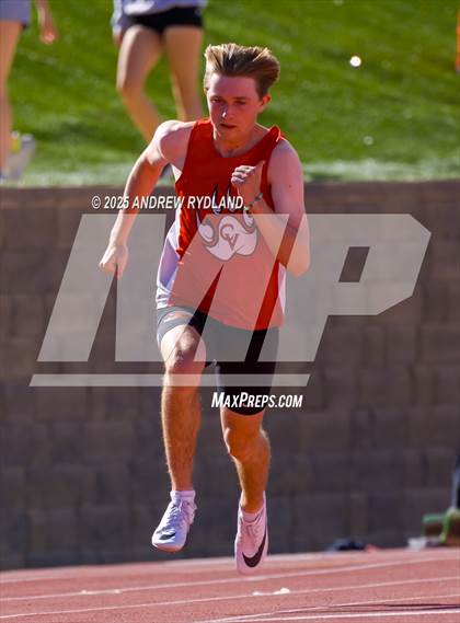 Thumbnail 1 in Huskie Twilight (Running Events) photogallery.
