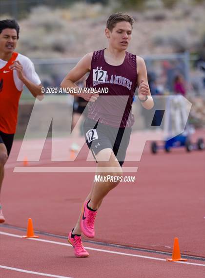 Thumbnail 1 in Huskie Twilight (Running Events) photogallery.