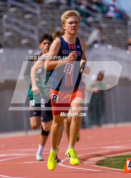 Thumbnail 2 in Huskie Twilight (Running Events) photogallery.