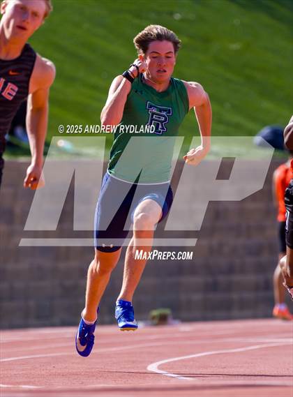 Thumbnail 2 in Huskie Twilight (Running Events) photogallery.