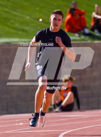 Thumbnail 2 in Huskie Twilight (Running Events) photogallery.