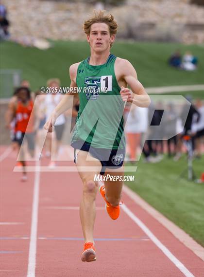 Thumbnail 1 in Huskie Twilight (Running Events) photogallery.