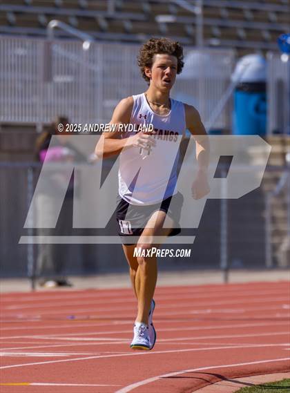 Thumbnail 2 in Huskie Twilight (Running Events) photogallery.