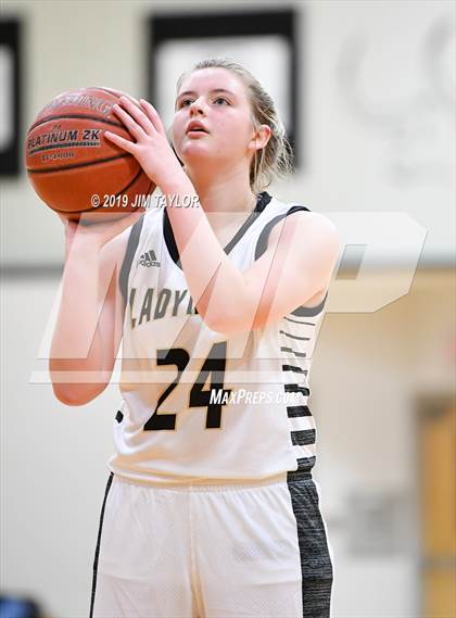 Thumbnail 3 in Gordon vs Community Christian (Gordon Tournament) photogallery.