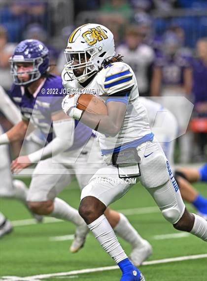 Thumbnail 2 in Boerne vs Chapel Hill (UIL 4A Regional Semifinal) photogallery.