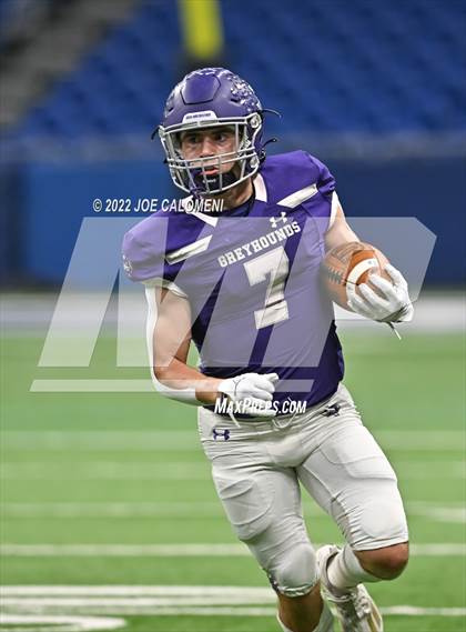 Thumbnail 2 in Boerne vs Chapel Hill (UIL 4A Regional Semifinal) photogallery.