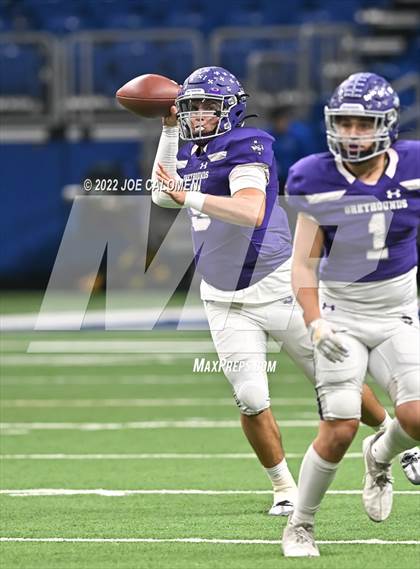 Thumbnail 2 in Boerne vs Chapel Hill (UIL 4A Regional Semifinal) photogallery.