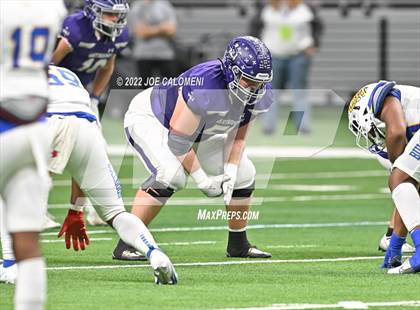 Thumbnail 1 in Boerne vs Chapel Hill (UIL 4A Regional Semifinal) photogallery.