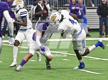 Thumbnail 1 in Boerne vs Chapel Hill (UIL 4A Regional Semifinal) photogallery.