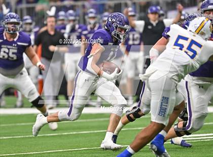 Thumbnail 1 in Boerne vs Chapel Hill (UIL 4A Regional Semifinal) photogallery.