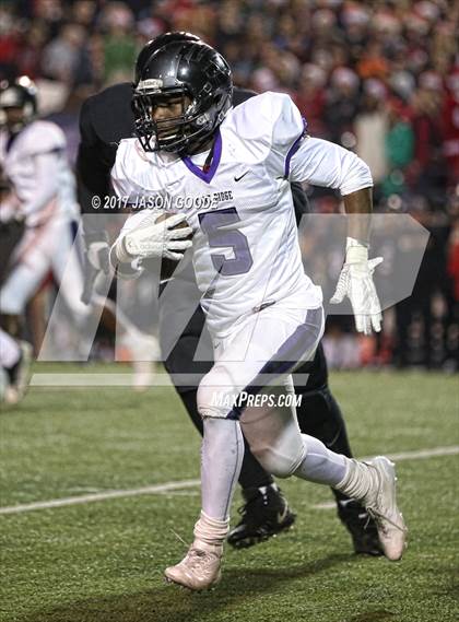 Thumbnail 3 in Maryville vs. Cane Ridge (TSSAA Division I Class 6A Final)  photogallery.