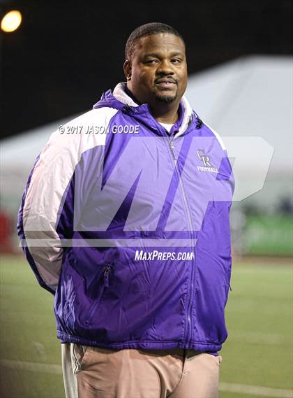 Thumbnail 3 in Maryville vs. Cane Ridge (TSSAA Division I Class 6A Final)  photogallery.