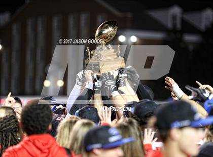 Thumbnail 1 in Maryville vs. Cane Ridge (TSSAA Division I Class 6A Final)  photogallery.