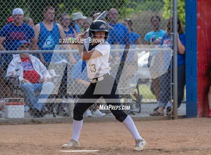 Thumbnail 2 in Avon vs. Roncalli photogallery.