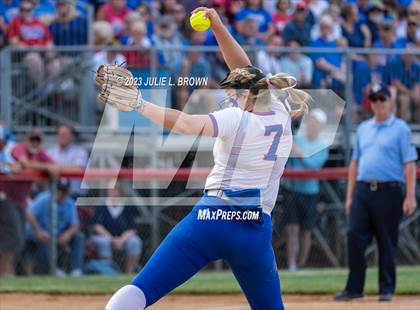 Thumbnail 3 in Avon vs. Roncalli photogallery.