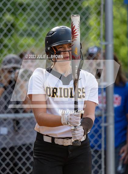 Thumbnail 2 in Avon vs. Roncalli photogallery.