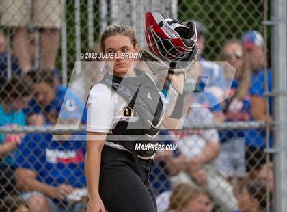 Thumbnail 3 in Avon vs. Roncalli photogallery.