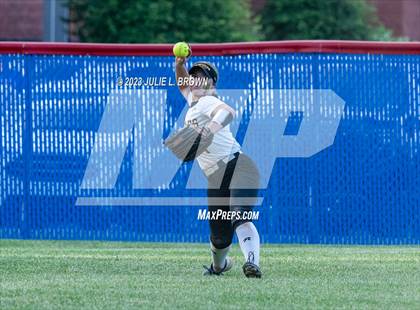 Thumbnail 2 in Avon vs. Roncalli photogallery.