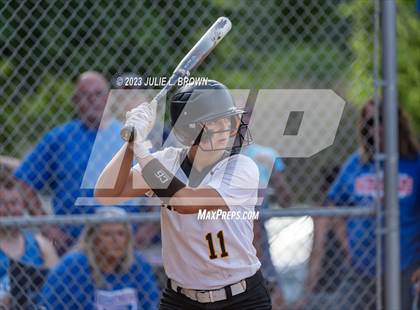 Thumbnail 1 in Avon vs. Roncalli photogallery.