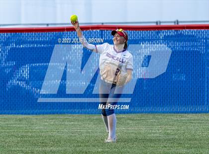 Thumbnail 1 in Avon vs. Roncalli photogallery.